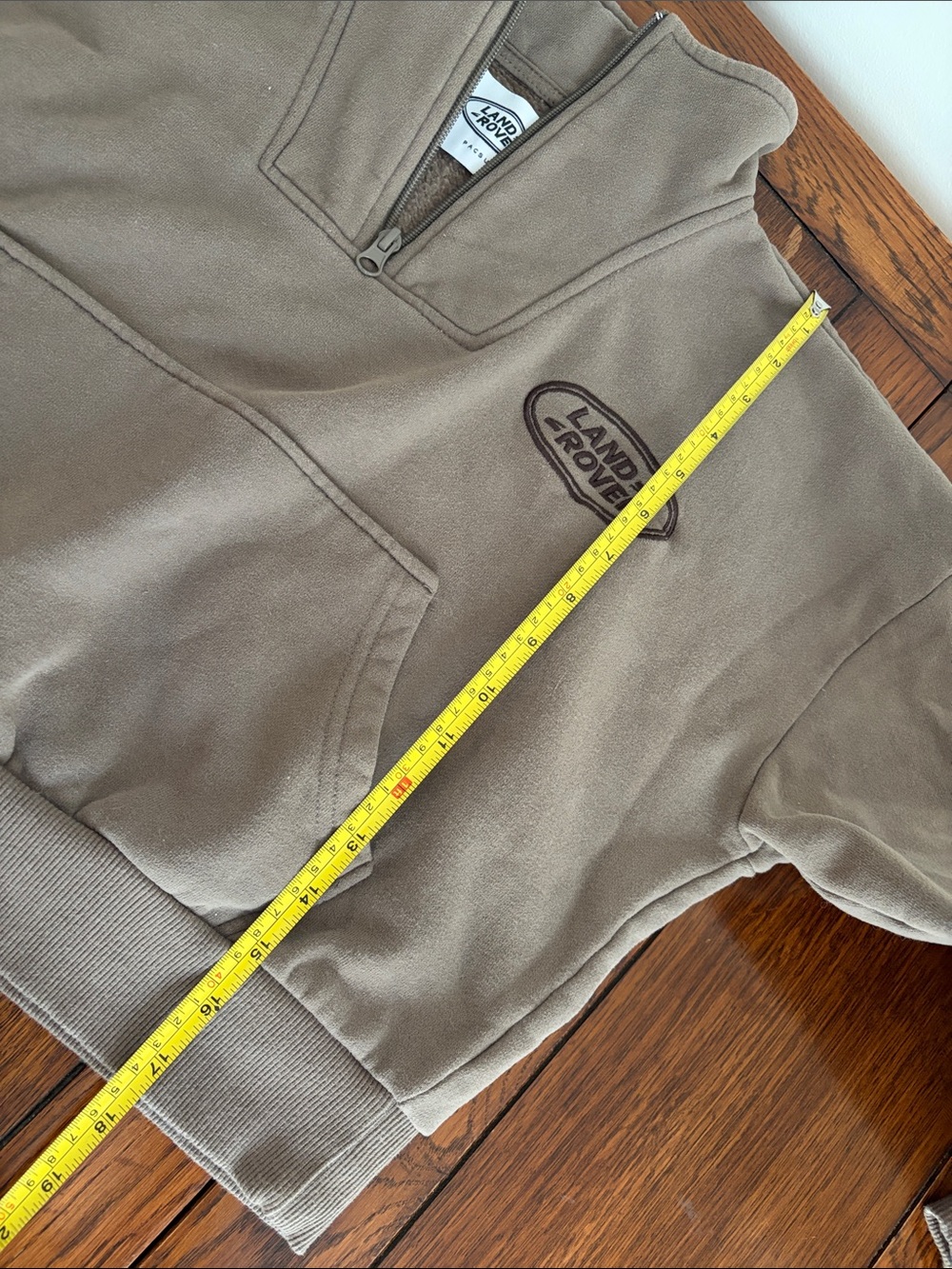 Land Rover pacsun Quarter-Zip cropped Pullover Sweatshirt in Taupe brown XS - Picture 6 of 7